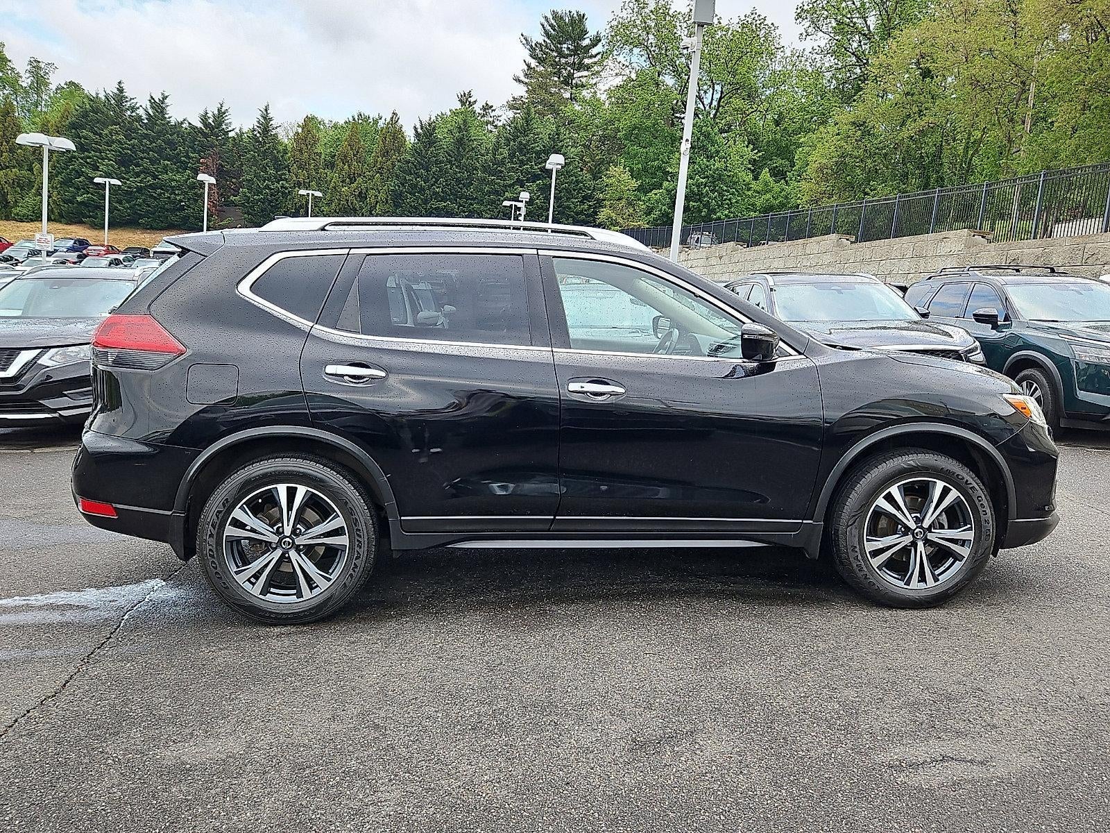 2020 Nissan Rogue SV