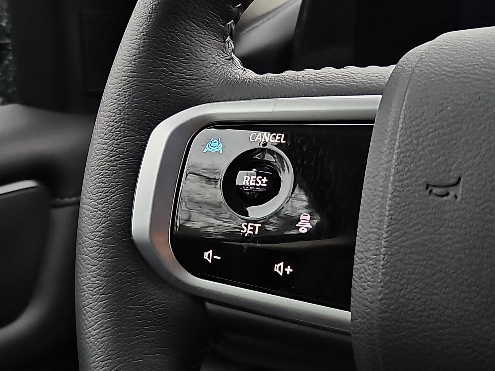 2025 Nissan Armada SV