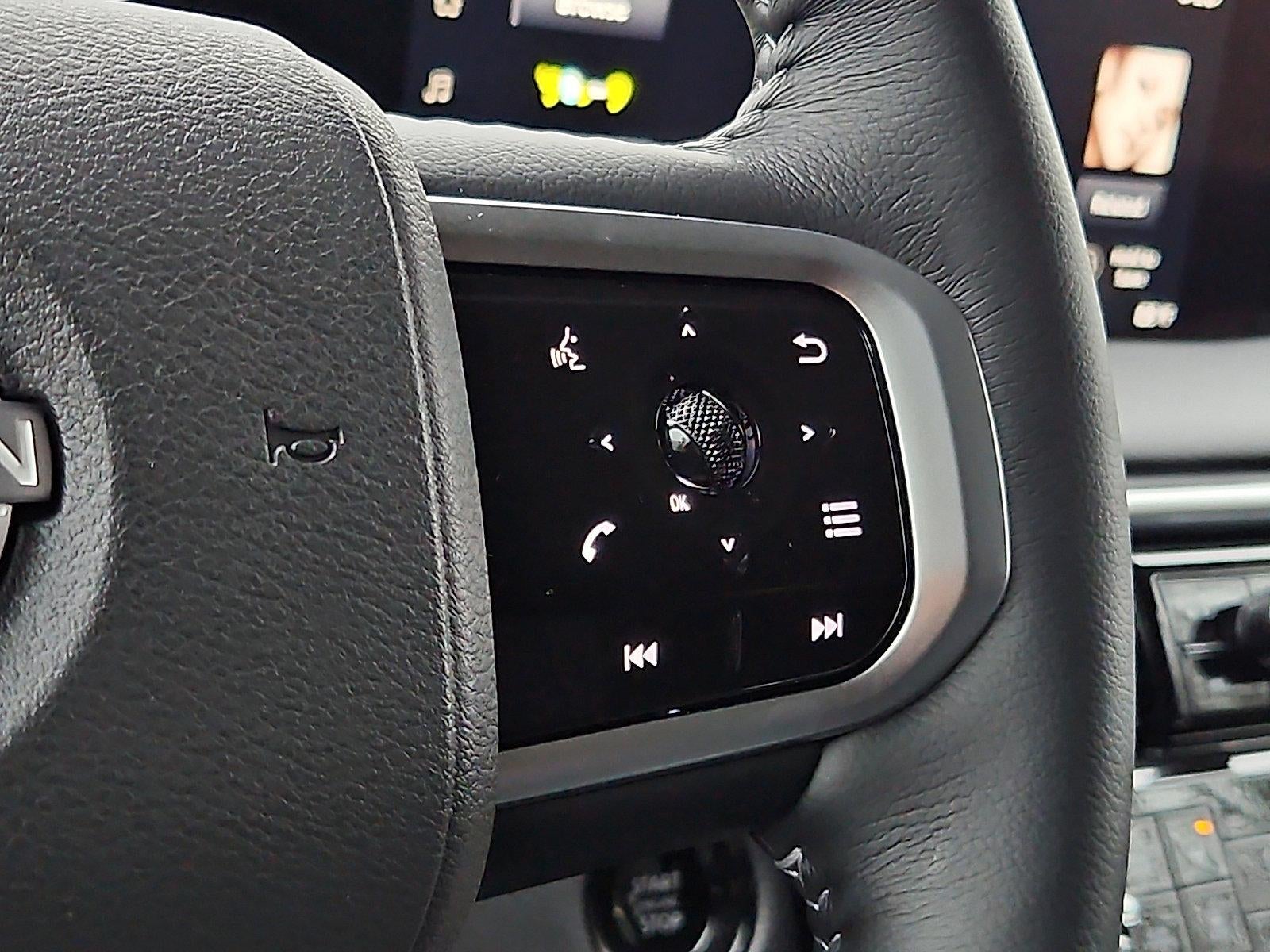 2025 Nissan Armada SV