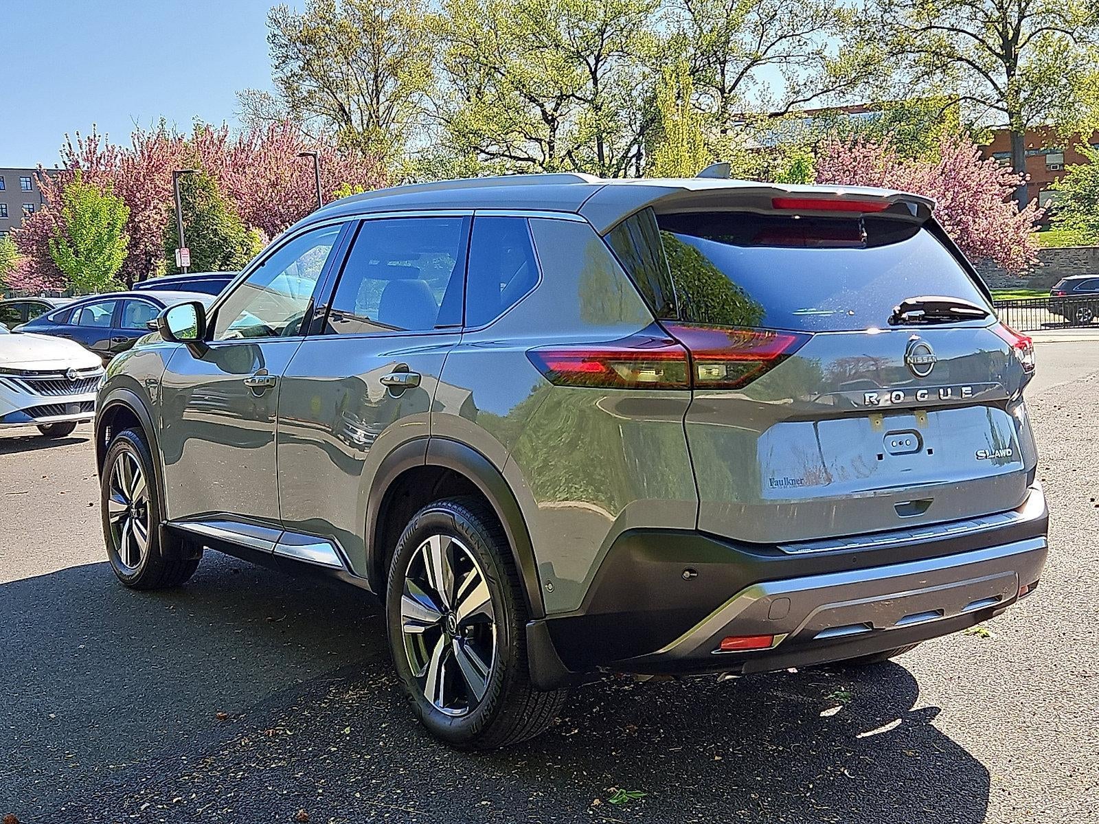 2023 Nissan Rogue SL