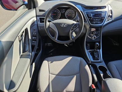 2016 Hyundai ELANTRA 4dr Sdn Auto SE