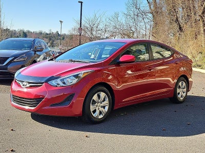 2016 Hyundai ELANTRA 4dr Sdn Auto SE