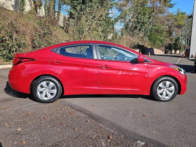 2016 Hyundai ELANTRA 4dr Sdn Auto SE