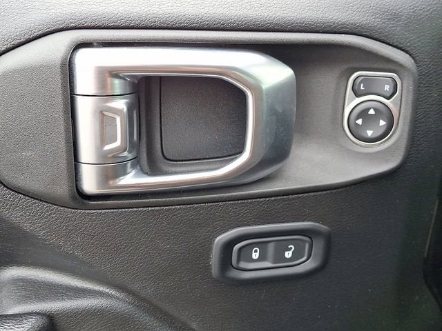 2023 Jeep WRANGLER NA