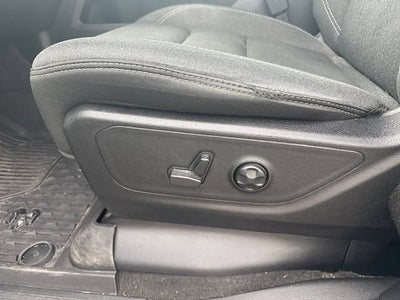 2020 RAM 1500 Big Horn Crew Cab 4x4 5'7" Box