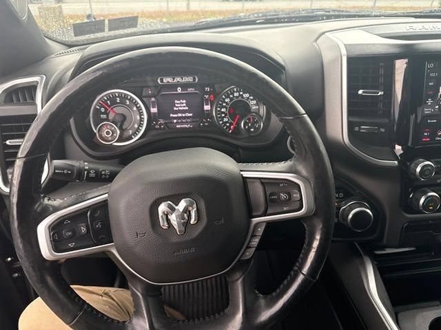 2020 RAM 1500 Big Horn Crew Cab 4x4 5'7" Box