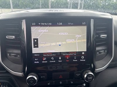 2020 RAM 1500 Big Horn Crew Cab 4x4 5'7" Box
