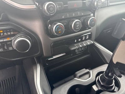2020 RAM 1500 Big Horn Crew Cab 4x4 5'7" Box