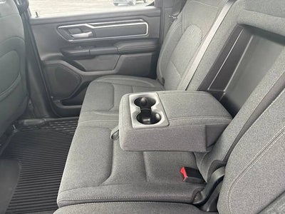 2020 RAM 1500 Big Horn Crew Cab 4x4 5'7" Box