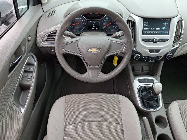 2017 Chevrolet Cruze LS