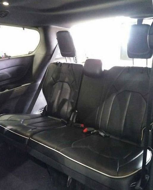 2025 Chrysler Pacifica Limited