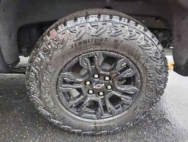 2025 Chevrolet Silverado 1500 ZR2