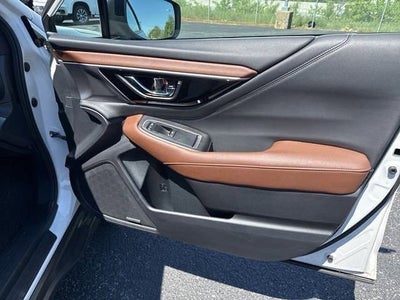 2022 Subaru Outback Touring XT