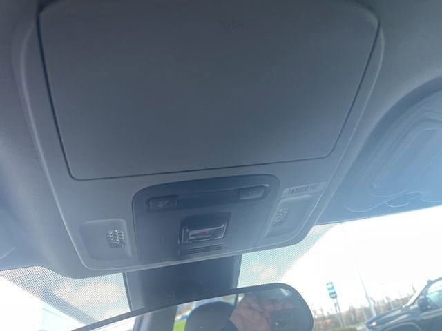 2024 Toyota Camry Hybrid LE