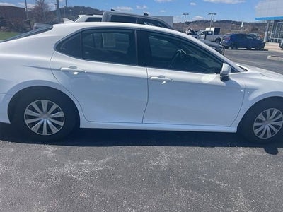 2024 Toyota Camry Hybrid LE