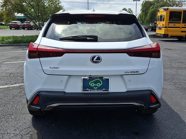 2022 Lexus UX 250h F SPORT