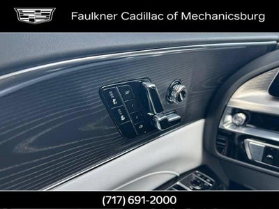 2024 Cadillac LYRIQ Luxury 1