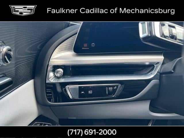 2024 Cadillac LYRIQ Luxury 1