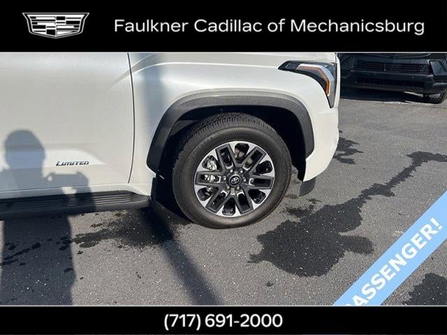 2025 Toyota Sequoia SR5