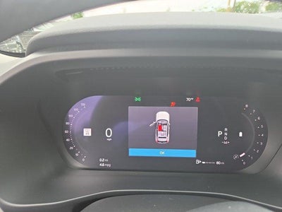 2024 Volvo XC40 Plus Bright Theme