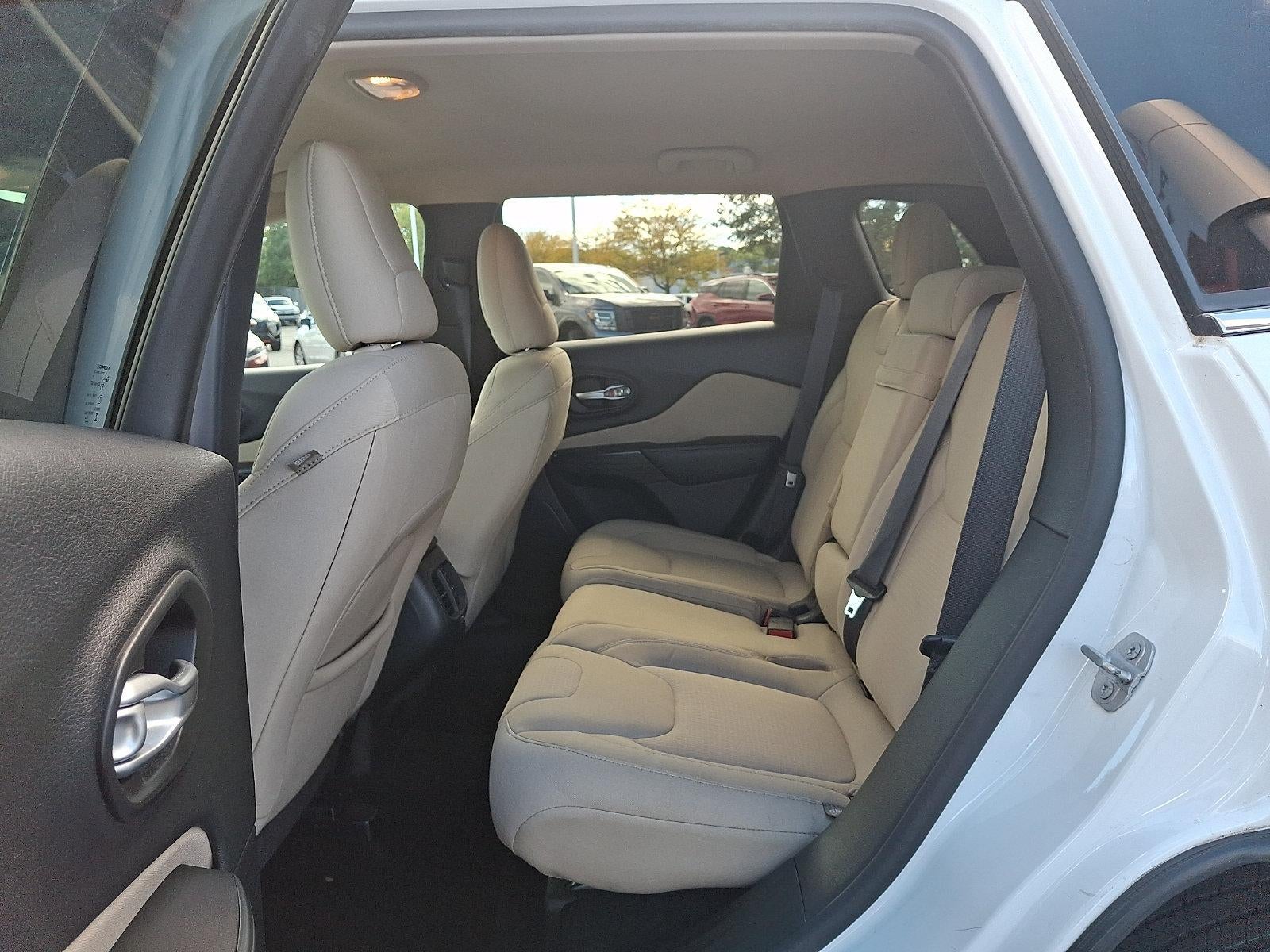 2015 Jeep Cherokee 4WD 4dr Latitude