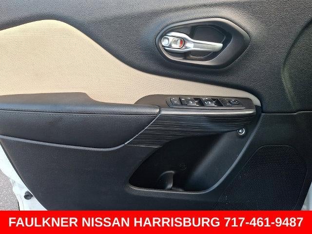 2015 Jeep Cherokee 4WD 4dr Latitude