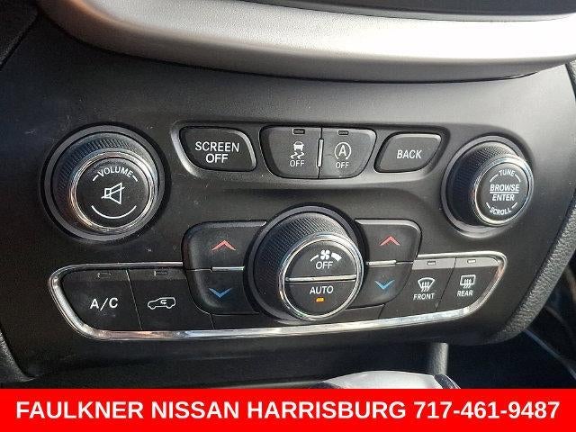2015 Jeep Cherokee 4WD 4dr Latitude