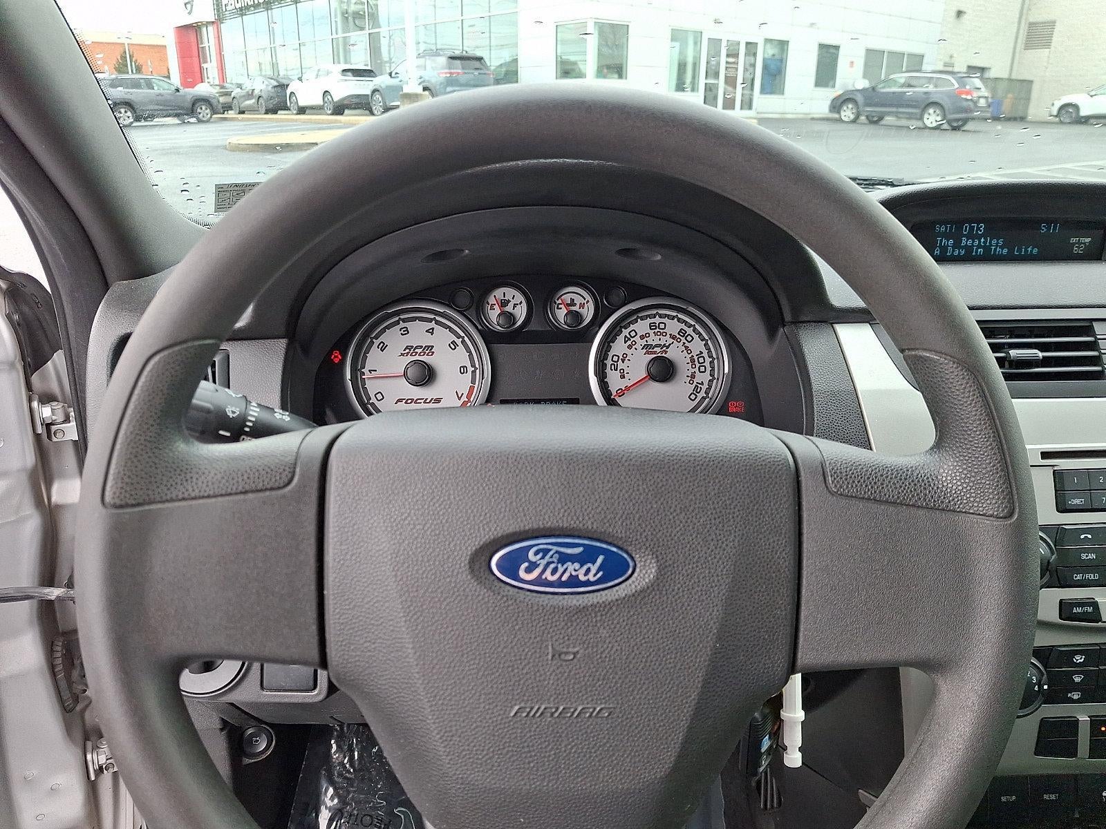 2011 Ford Focus 4dr Sdn SE