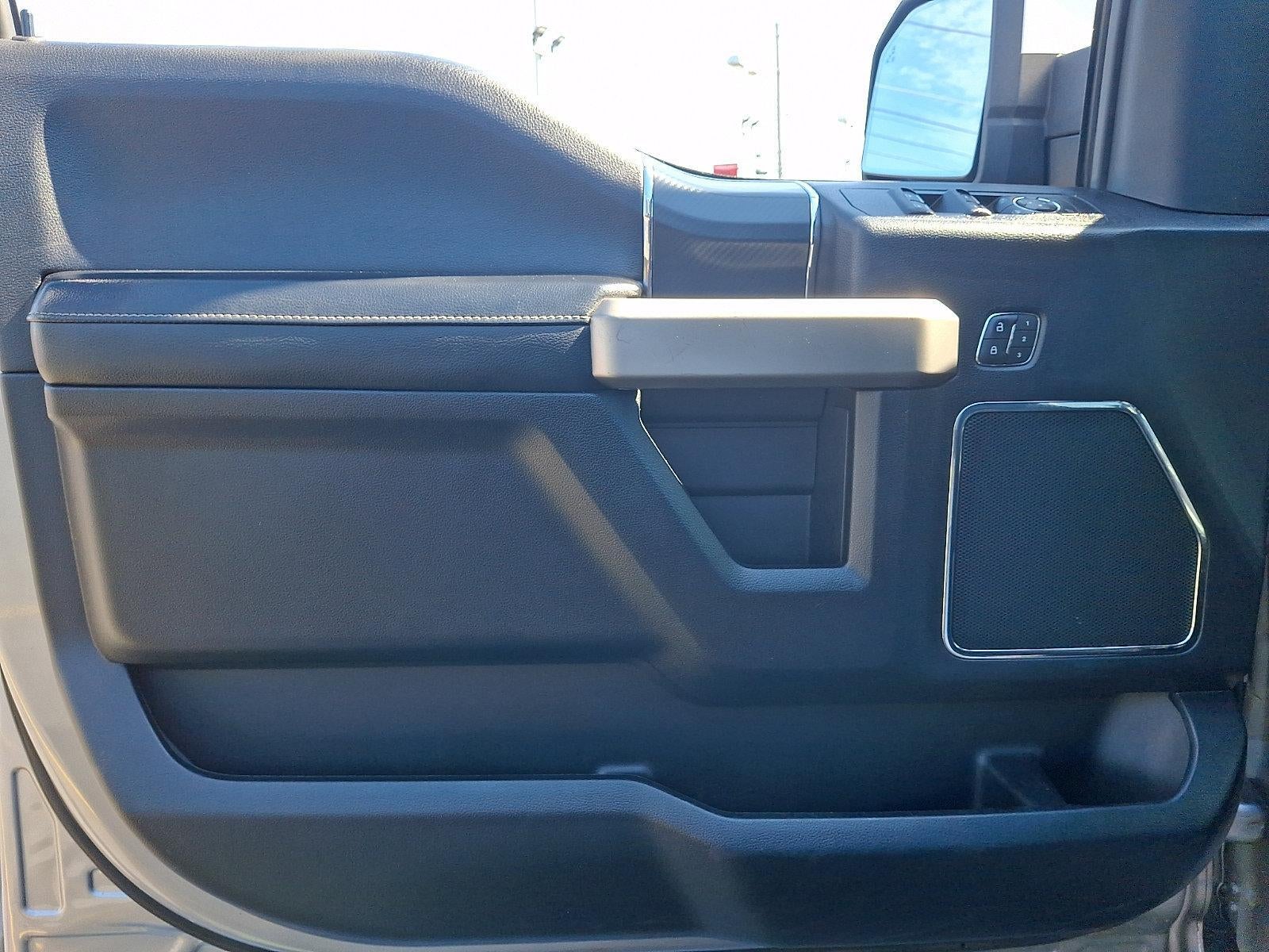 2020 Ford F-150 LARIAT 4WD SuperCrew 5.5' Box