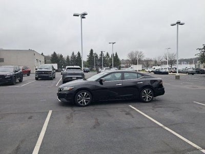 2023 Nissan Maxima SV