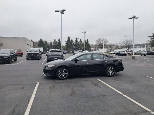 2023 Nissan Maxima SV