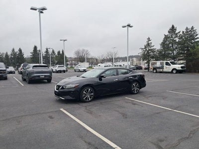 2023 Nissan Maxima SV