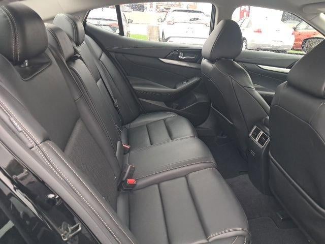 2023 Nissan Maxima SV