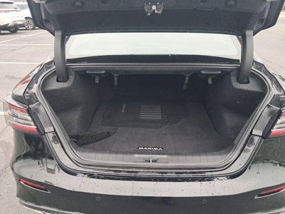 2023 Nissan Maxima SV