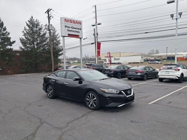 2023 Nissan Maxima SV