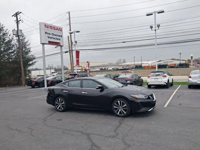 2023 Nissan Maxima SV