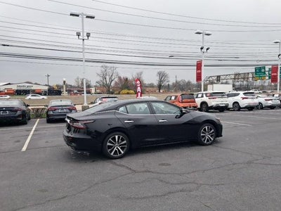 2023 Nissan Maxima SV