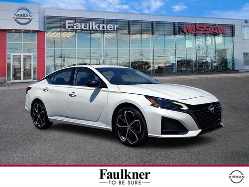 2023 Nissan Altima SR