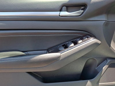 2023 Nissan Altima SR
