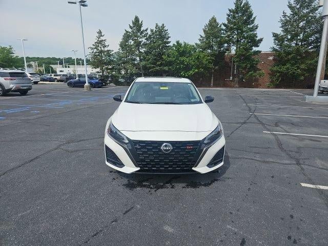 2023 Nissan Altima SR