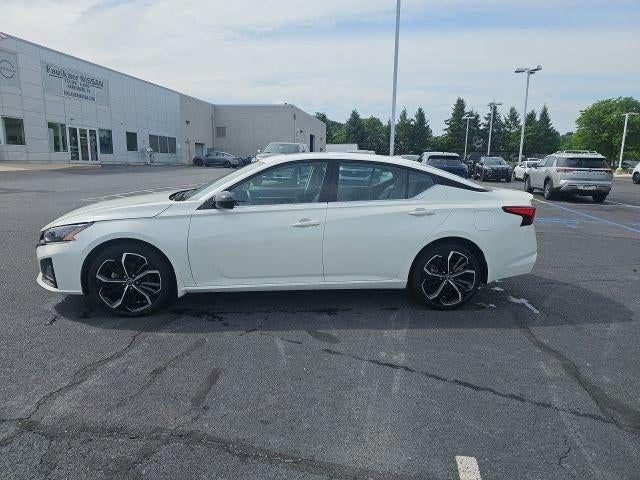 2023 Nissan Altima SR