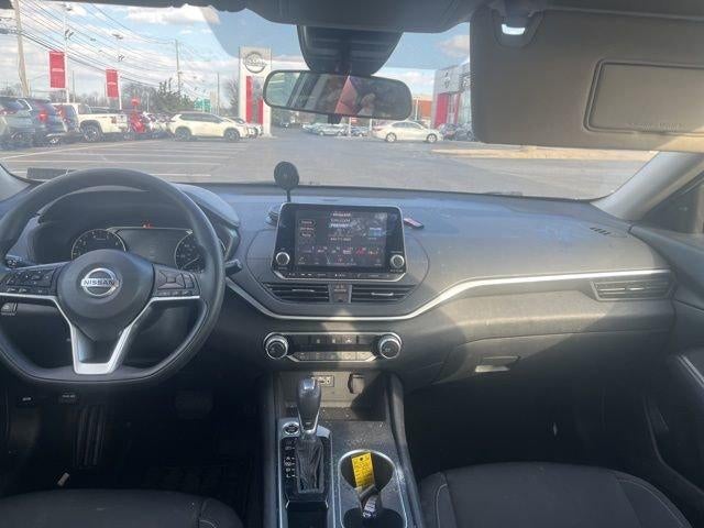 2022 Nissan Altima SV