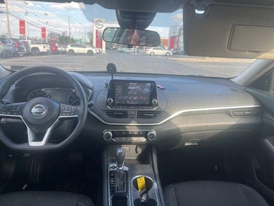 2022 Nissan Altima SV