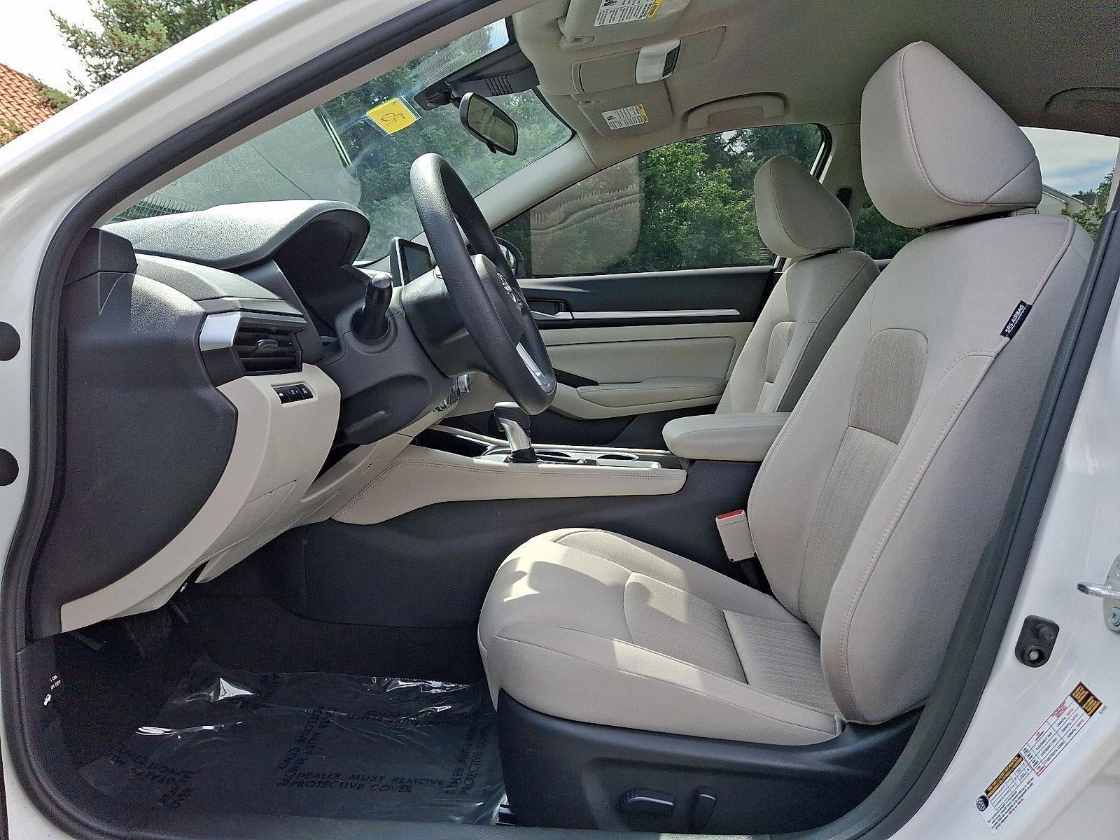 2023 Nissan Altima SV