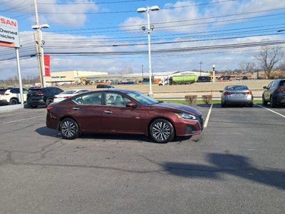 2023 Nissan Altima SV