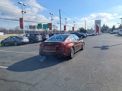 2023 Nissan Altima SV