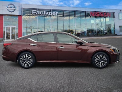 2024 Nissan Altima SV