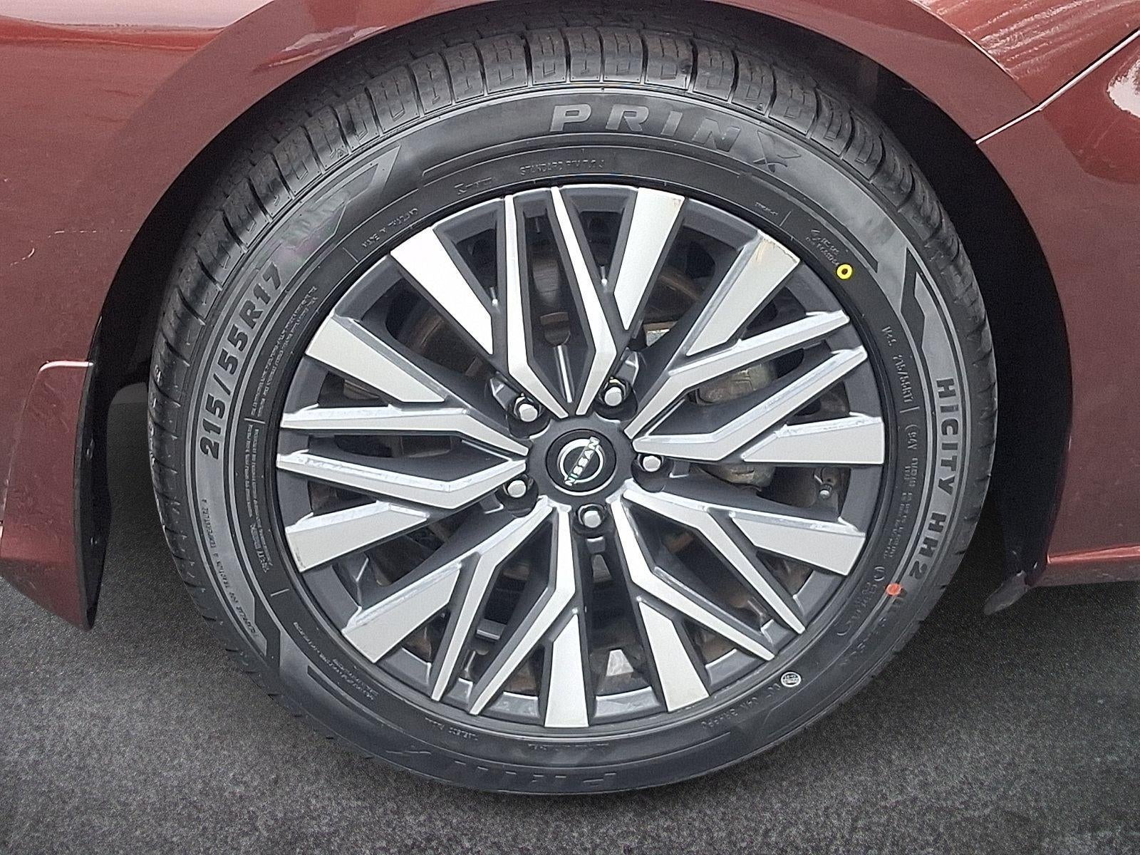 2024 Nissan Altima SV