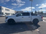 2018 Nissan Titan 4x4 Crew Cab SV
