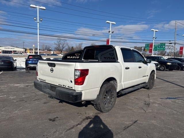2018 Nissan Titan 4x4 Crew Cab SV